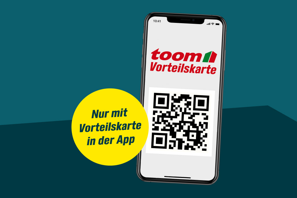 Ein Smartphone zeigt die digitale toom Vorteilskarte mit einem QR-Code nur in der App.